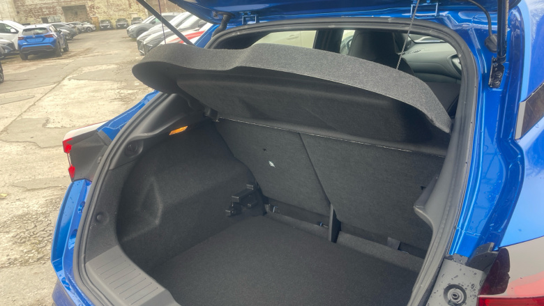 Nissan Juke 1.0 DiG-T N-Connecta 5dr Petrol Hatchback